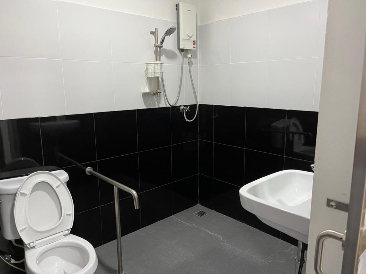 Express Hostel Бангкок Экстерьер фото