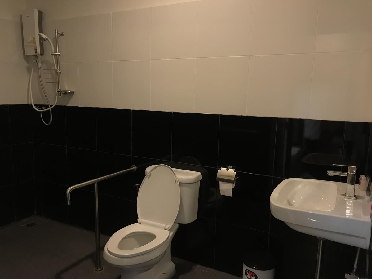 Express Hostel Бангкок Экстерьер фото